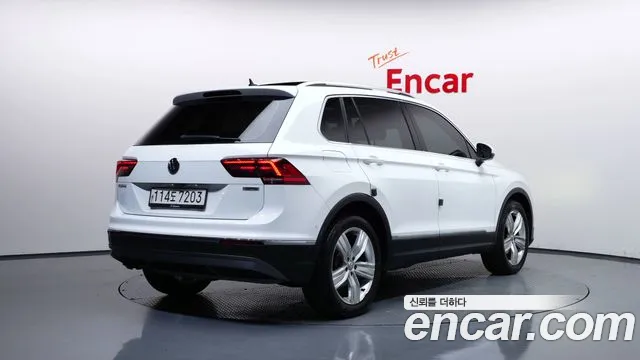 Volkswagen Tiguan 2020 thumb 2