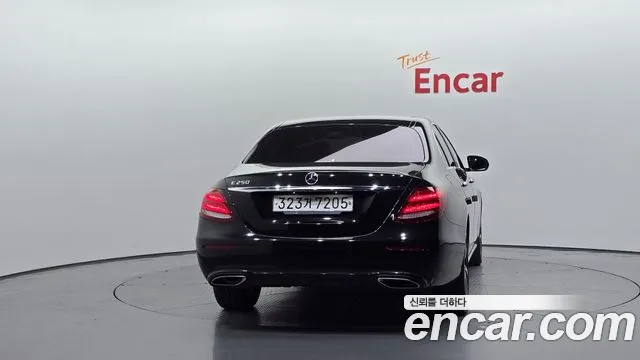 Mercedes-Benz E-Класс 2019 thumb 4