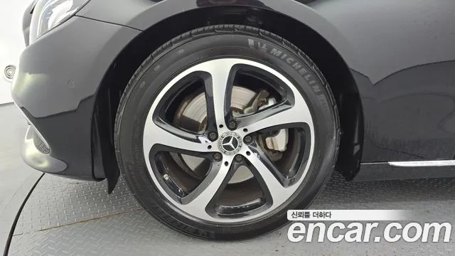 Mercedes-Benz E-Класс 2019 thumb 5