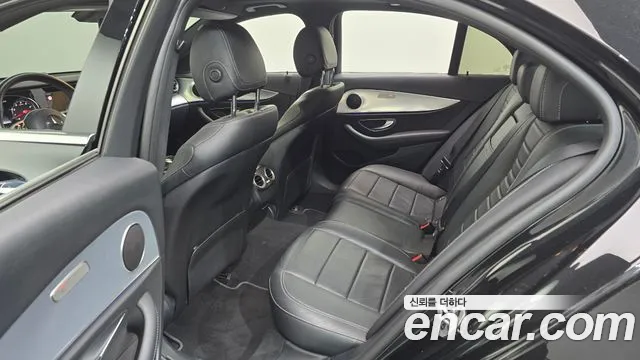 Mercedes-Benz E-Класс 2019 thumb 11