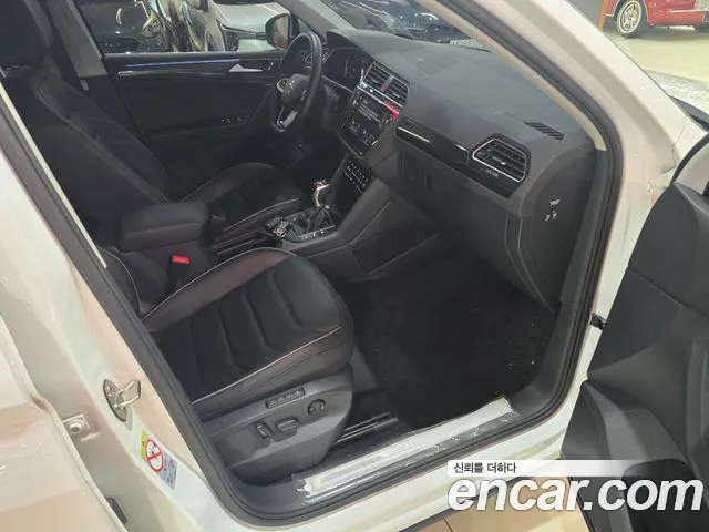 Volkswagen Tiguan 2023 thumb 6