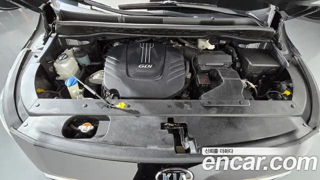 Kia Carnival 2016 thumb 6