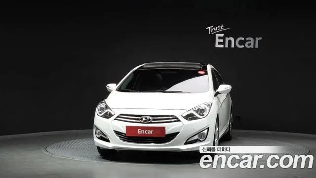 Hyundai i40 2012 thumb 3