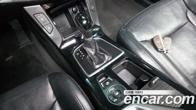 Hyundai i40 2012 thumb 9