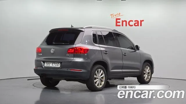 Volkswagen Tiguan 2015 thumb 2