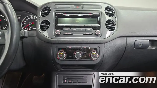 Volkswagen Tiguan 2015 thumb 12