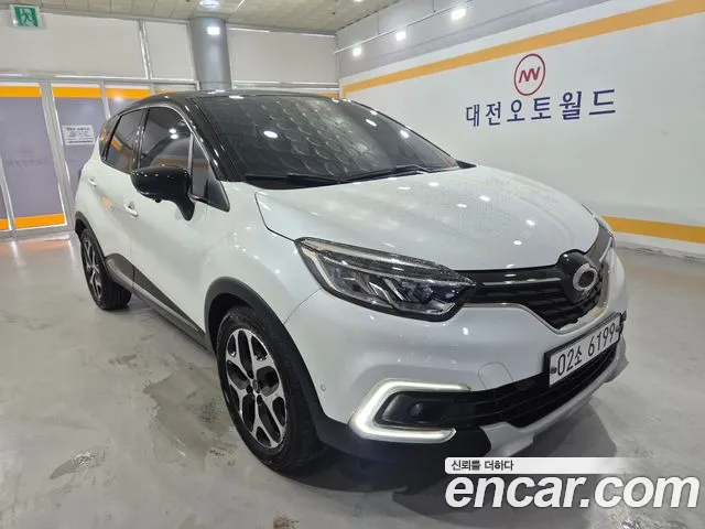 Renault-KoreaSamsung Captur 2017 thumb 2