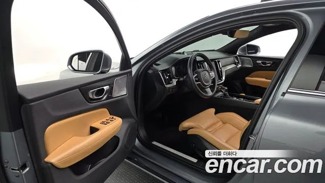Volvo S60 2020 thumb 10