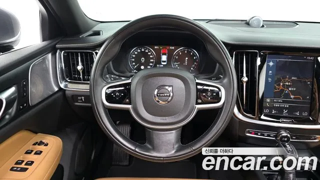 Volvo S60 2020 thumb 12
