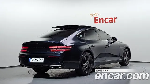 Genesis G80 2022 thumb 2