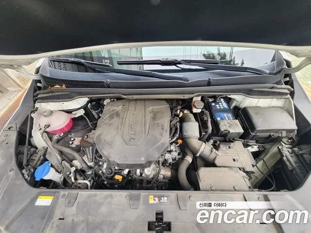 Kia Carnival 2023 thumb 6