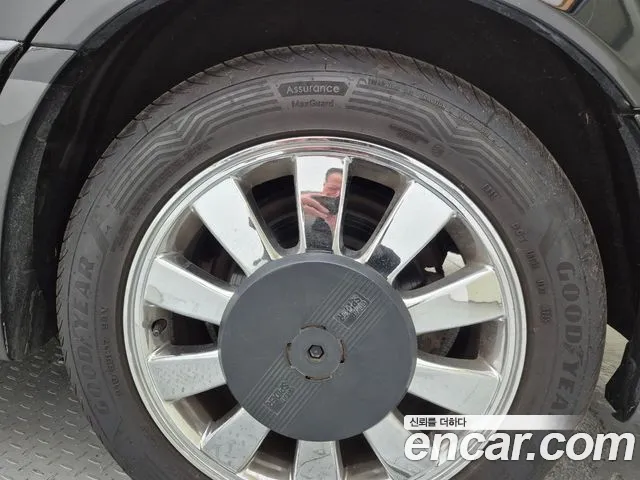 KG_Mobility_Ssangyong Chairman 2006 thumb 5