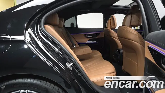 Mercedes-Benz E-Класс 2026 thumb 10