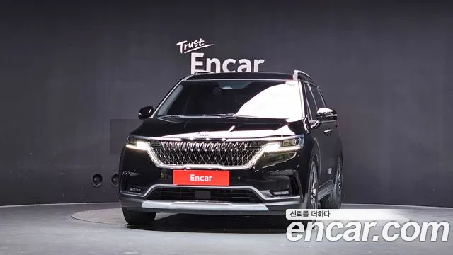 Kia Carnival 2021 thumb 3