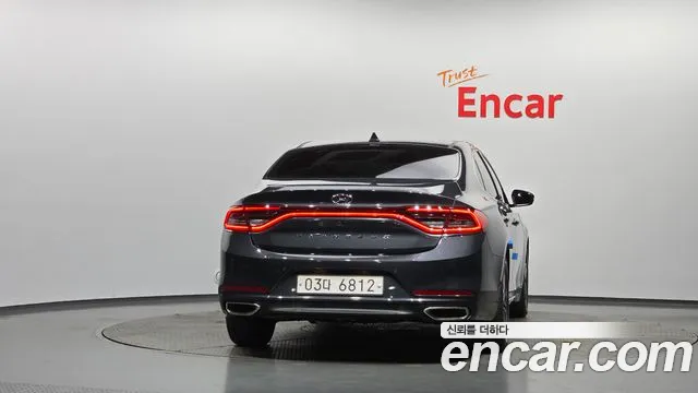 Hyundai Grandeur 2017 thumb 4