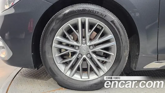 Hyundai Grandeur 2017 thumb 5