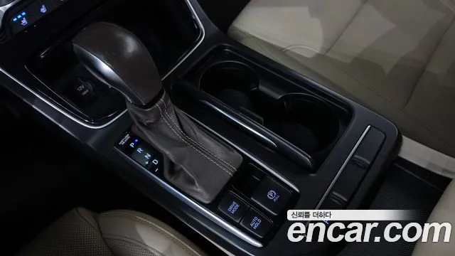 Hyundai Grandeur 2017 thumb 9