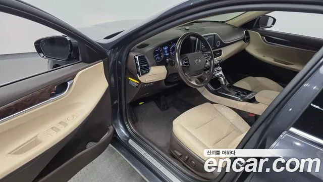 Hyundai Grandeur 2017 thumb 10