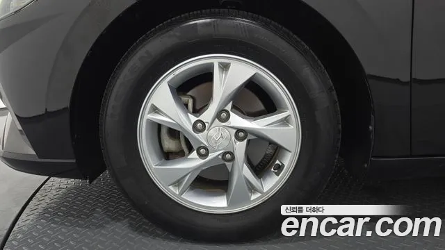 Hyundai Avante 2020 thumb 5
