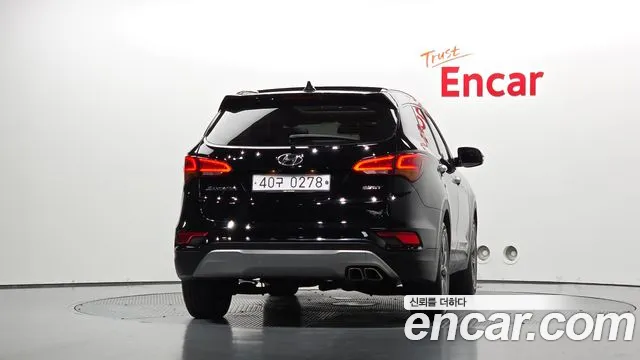 Hyundai Santa Fe 2016 thumb 4