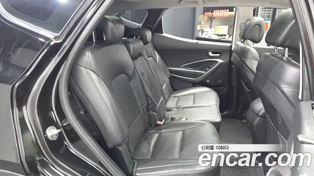 Hyundai Santa Fe 2016 thumb 12