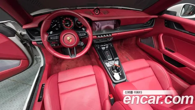 Porsche 911 2023 thumb 6