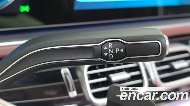 Mercedes-Benz GLS 2023 thumb 9