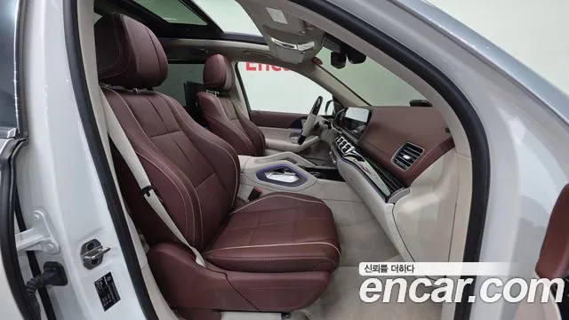 Mercedes-Benz GLS 2023 thumb 10