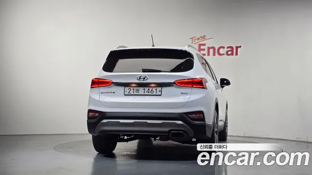 Hyundai Santa Fe 2019 thumb 4