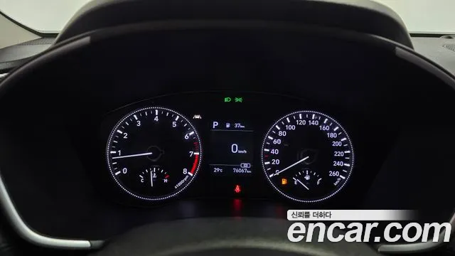 Hyundai Santa Fe 2019 thumb 8