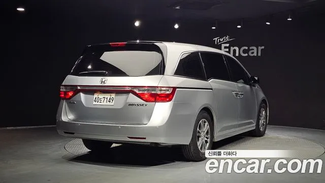 Honda Odyssey 2012 thumb 2