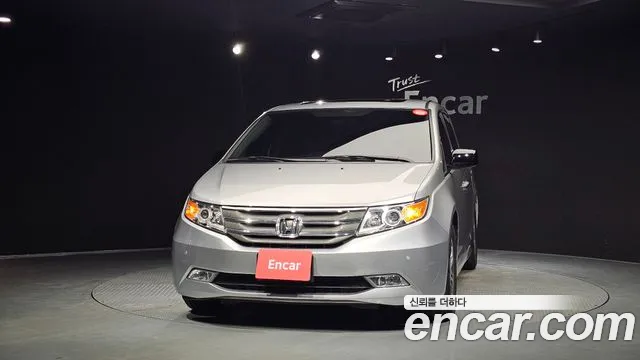 Honda Odyssey 2012 thumb 3