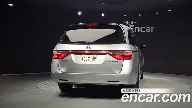 Honda Odyssey 2012 thumb 4