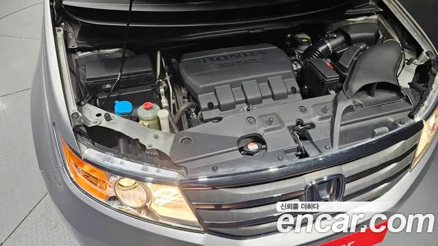 Honda Odyssey 2012 thumb 6