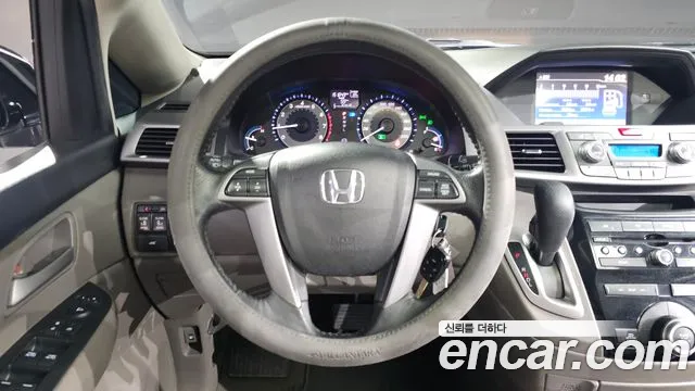 Honda Odyssey 2012 thumb 12