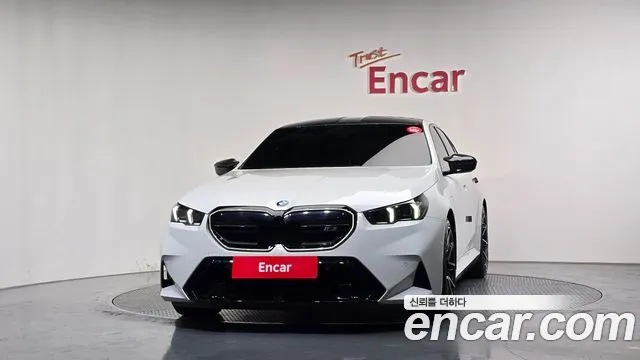 BMW M5 2025 thumb 3