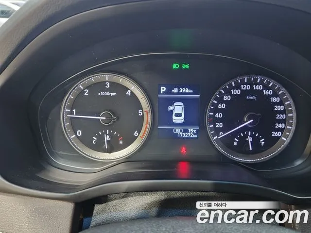 Hyundai Grandeur 2017 thumb 10