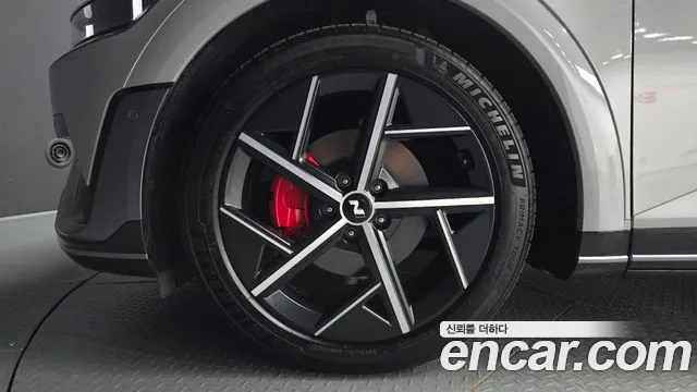 Hyundai IONIQ 5 2024 thumb 5