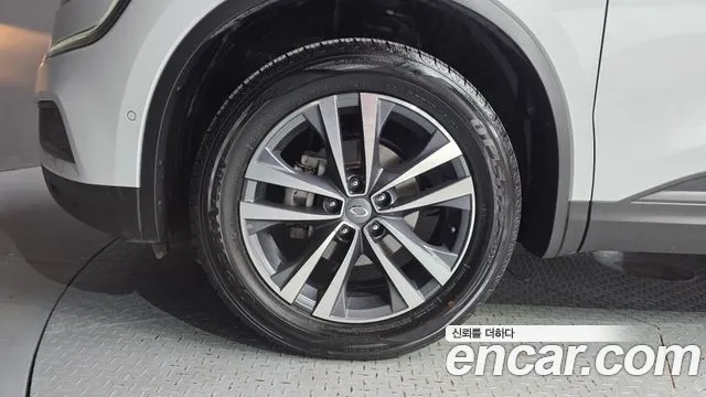 Renault-KoreaSamsung Koleos 2019 thumb 5