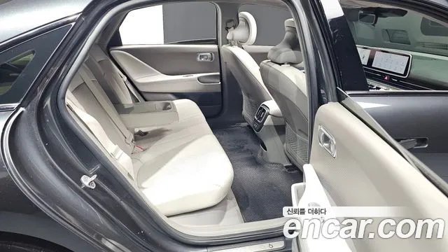 Hyundai IONIQ 6 2023 thumb 11