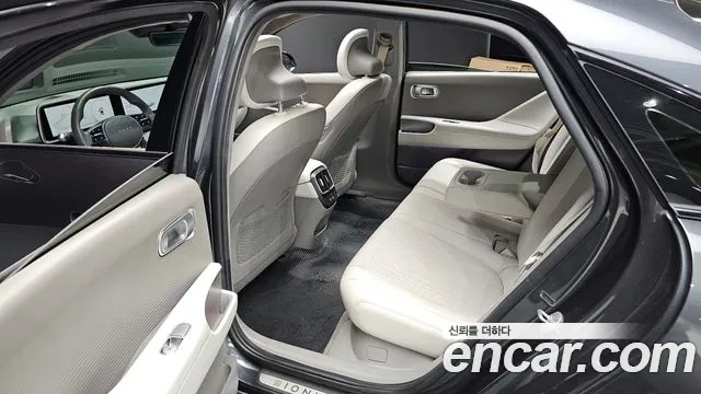 Hyundai IONIQ 6 2023 thumb 12