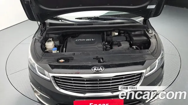 Kia Carnival 2015 thumb 5