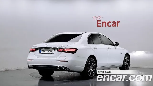 Mercedes-Benz E-Класс 2021 thumb 2