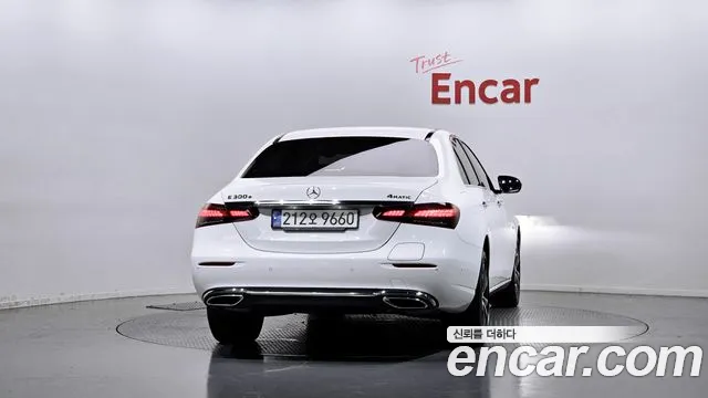 Mercedes-Benz E-Класс 2021 thumb 4