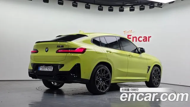 BMW X4M 2022 thumb 2