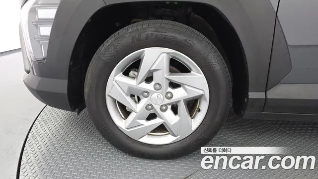 Hyundai Kona 2023 thumb 5