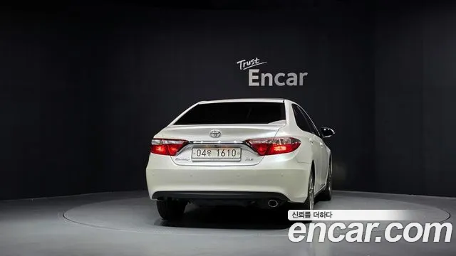 Toyota Camry 2017 thumb 4