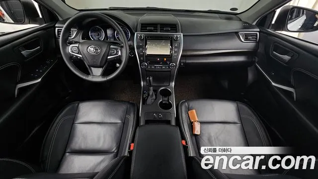 Toyota Camry 2017 thumb 7