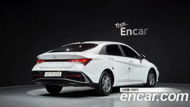 Hyundai Avante 2023 thumb 2