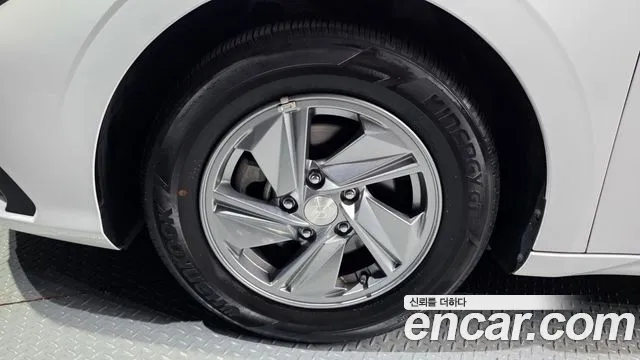Hyundai Avante 2023 thumb 5
